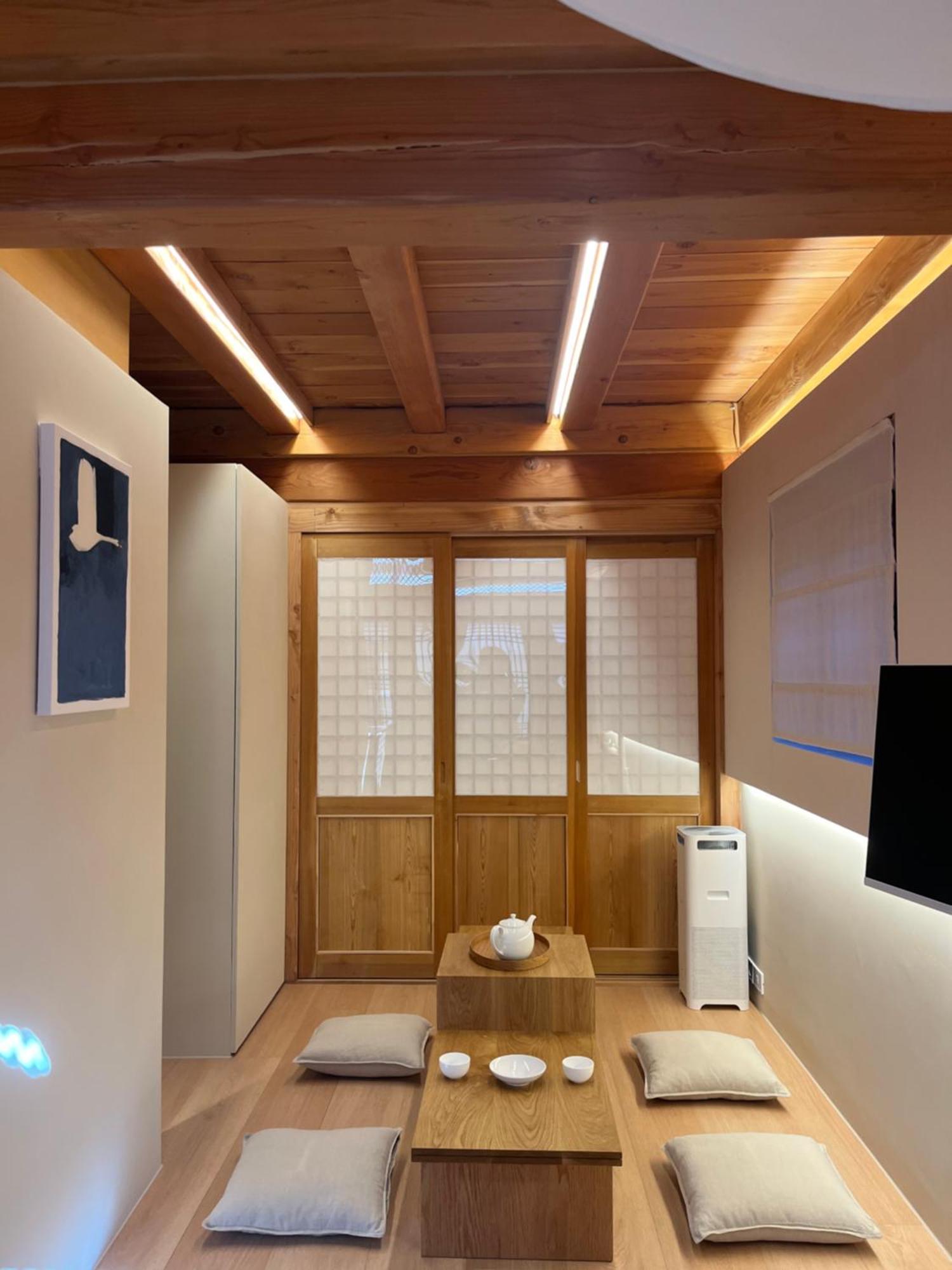 The Korean Traditional Hanok In Downtown Seoul For Convenient Public Transportation - Seoul Ari Exterior foto