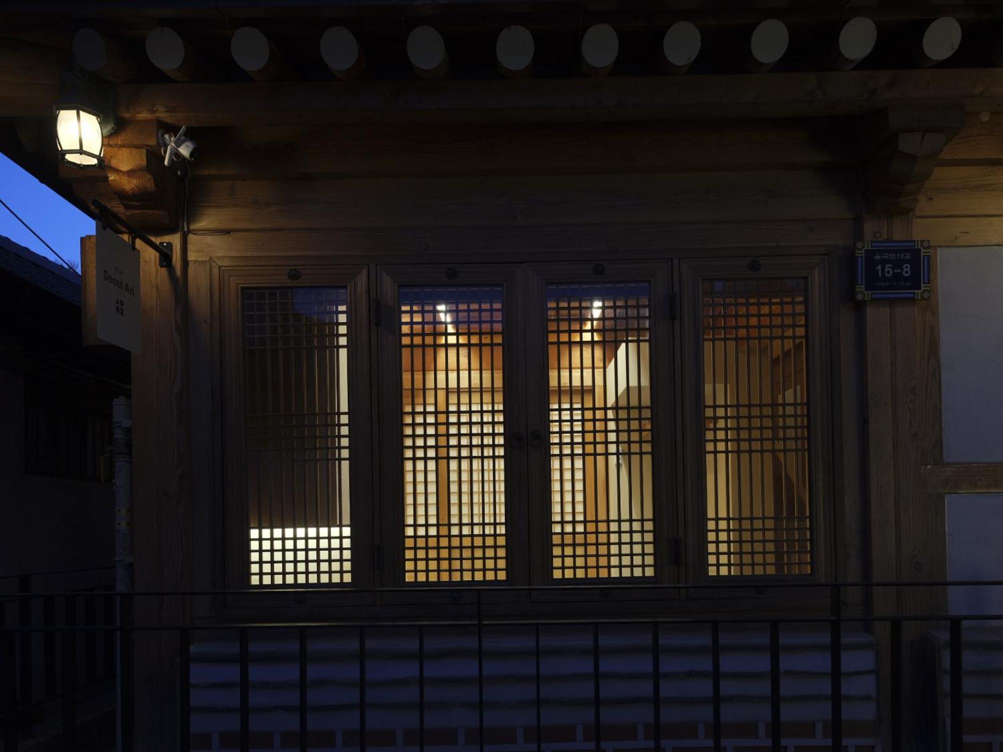 The Korean Traditional Hanok In Downtown Seoul For Convenient Public Transportation - Seoul Ari Exterior foto