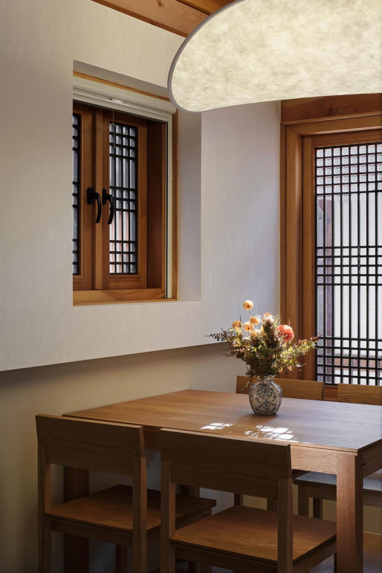 The Korean Traditional Hanok In Downtown Seoul For Convenient Public Transportation - Seoul Ari Exterior foto
