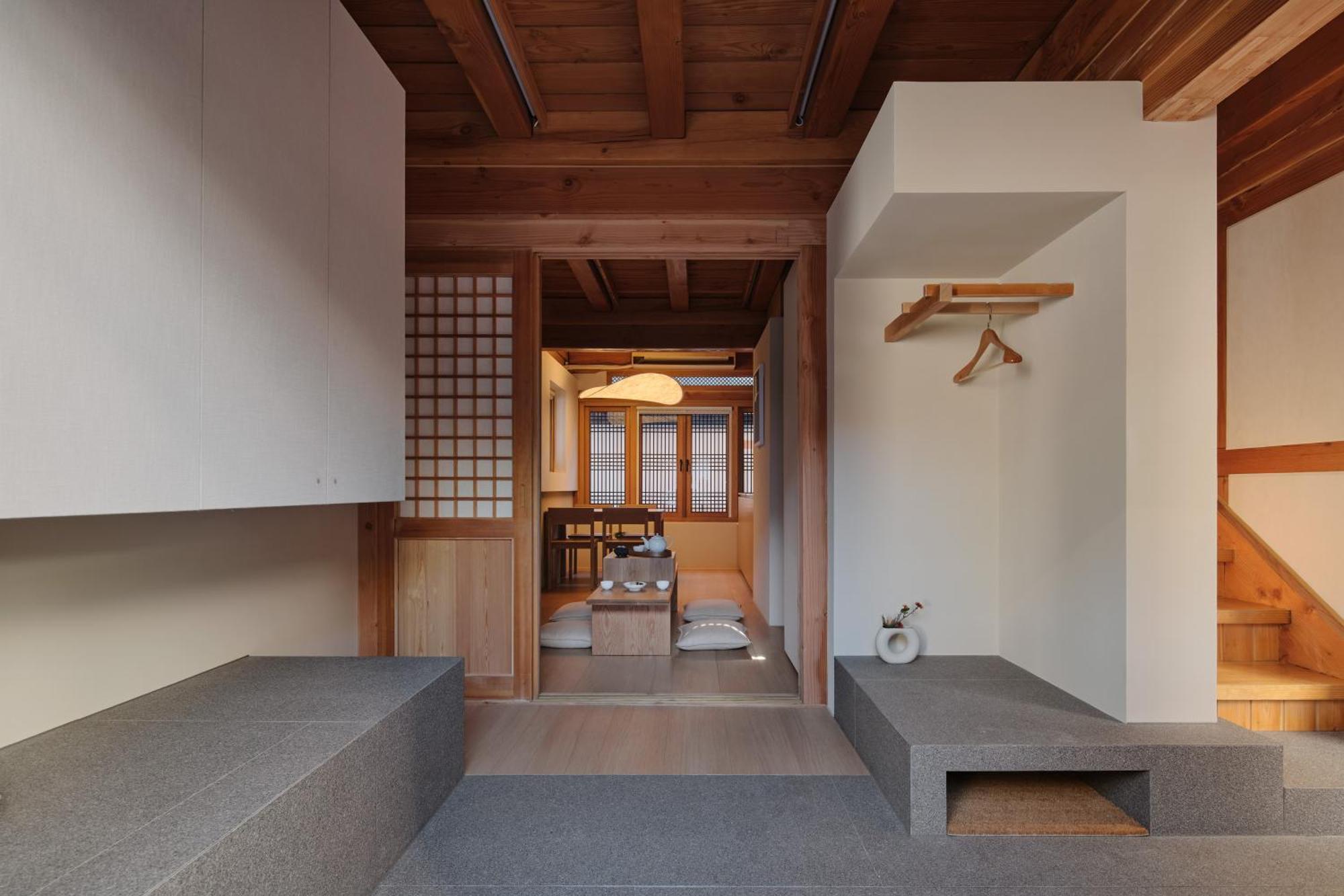 The Korean Traditional Hanok In Downtown Seoul For Convenient Public Transportation - Seoul Ari Exterior foto
