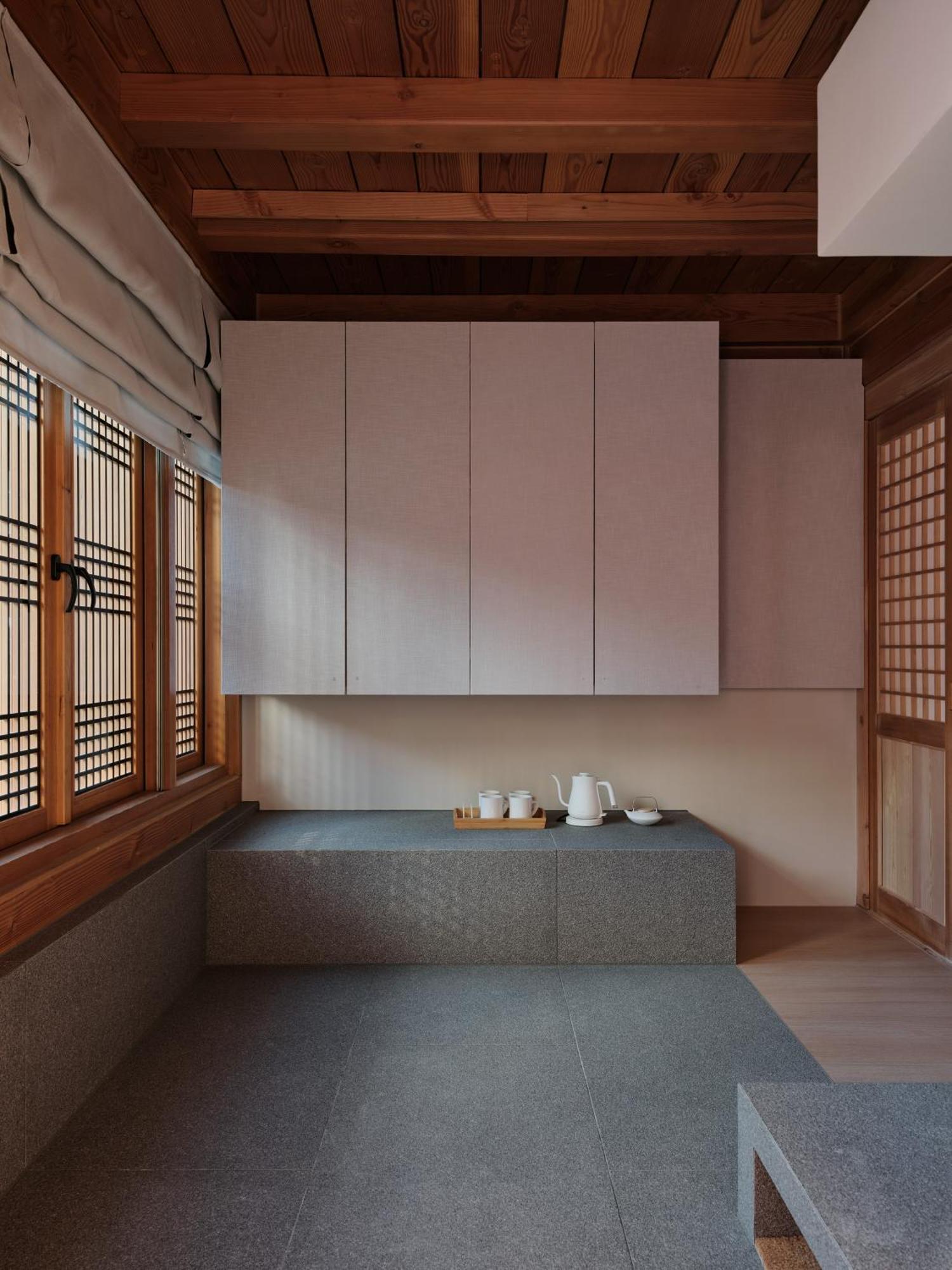 The Korean Traditional Hanok In Downtown Seoul For Convenient Public Transportation - Seoul Ari Exterior foto