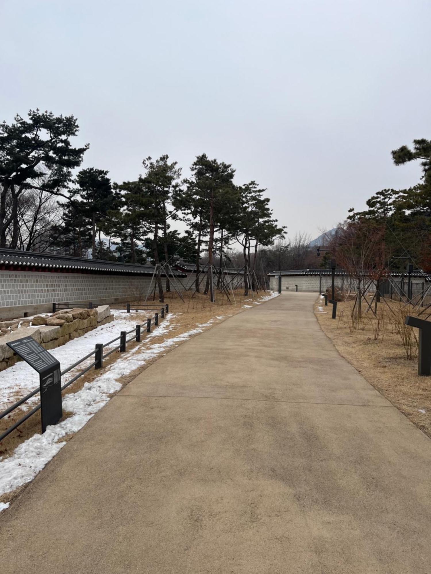 The Korean Traditional Hanok In Downtown Seoul For Convenient Public Transportation - Seoul Ari Exterior foto